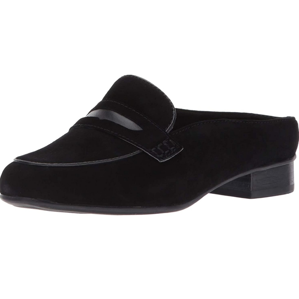 NWT Clark's suede loafer